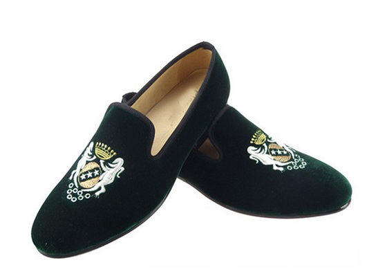 Slip On Embroidered Velvet Loafers El yapımı Düşük Topuklu Flat Casual Ayakkabılar Erkekler İçin