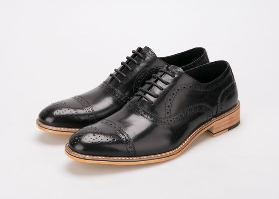İngiliz tarzı el yapımı Erkek Giysi Ayakkabıları Gerçek Deri Oxford Brogues Resmi Ayakkabılar