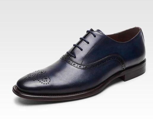 Dırnaqlı Erkek Brogue Ayakkabıları Düşük Yüksek Topuklu Lüks Giysi Ayakkabıları 37 - 48 Boyutlu