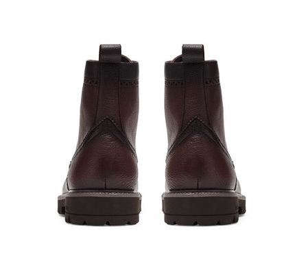Siyah / Kahverengi Erkek Deri Brogue Topuk Çizmeleri Hızlı Ayak Parmağı Moda Tarzı