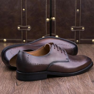 Kahverengi Brogues Yaz Erkek Deri Elbise Ayakkabıları Kare Ayak Parmağı, Modern Tasarım