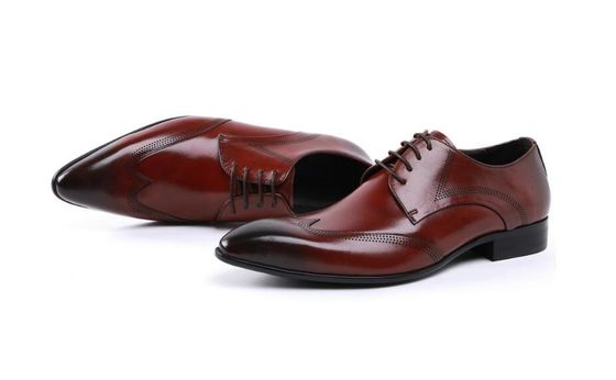 Özel Brogue Kahverengi Fırça Deri Ayakkabılar Erkekler İçin Rahat Elbise