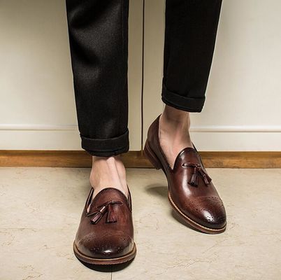 Yaz Kahverengi Erkek Deri Çoraplar Ayakkabılar Brogue Tassel Çoraplar